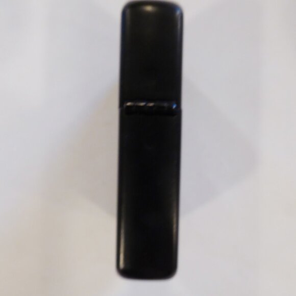 VINTAGE SMOKING CHIMP SOCIETY BOOZE & BROADS GENTLEMEN’S LODGE CIGARETTE LIGHTER - Picture 5 of 8